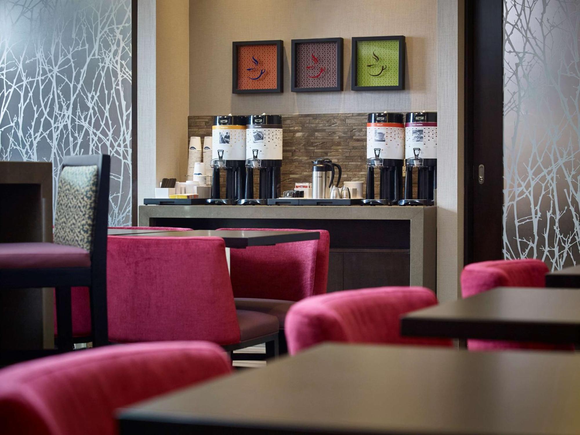 Hampton Inn By Hilton Timmins Eksteriør bilde